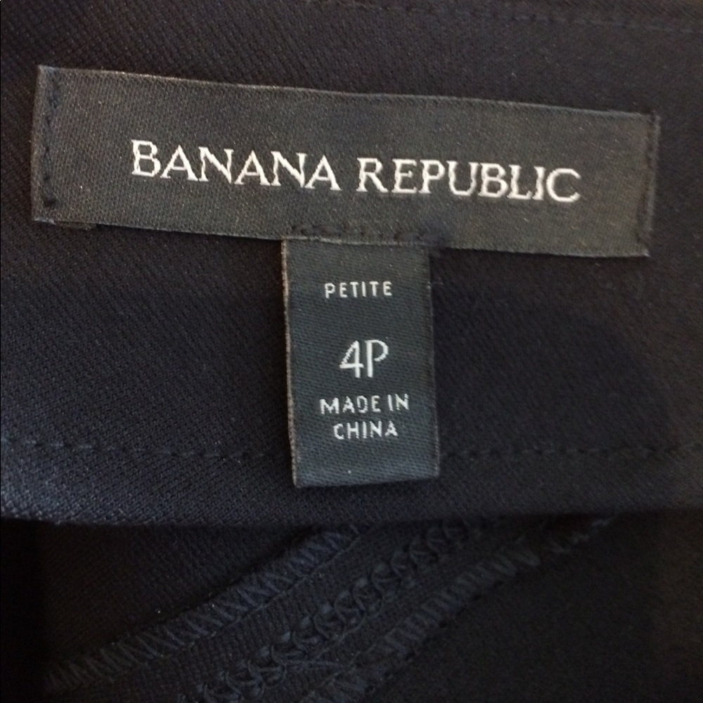 Banana Republic little black dress - Picture 3 of 4